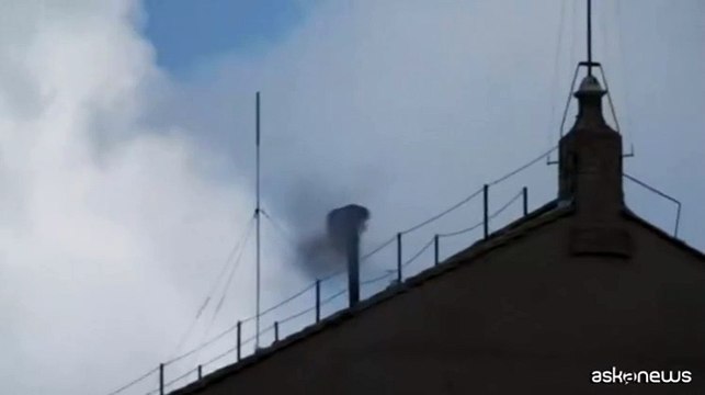 Seconda fumata nera al Conclave: ancora niente accordo per il Papa