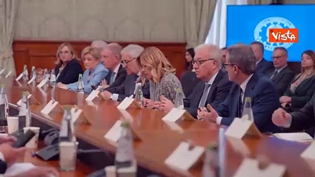 Meloni arriva all'incontro con i sindacati su salute e sicurezza sul lavoro a Palazzo Chigi