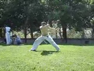 Armada et roue sans les mains