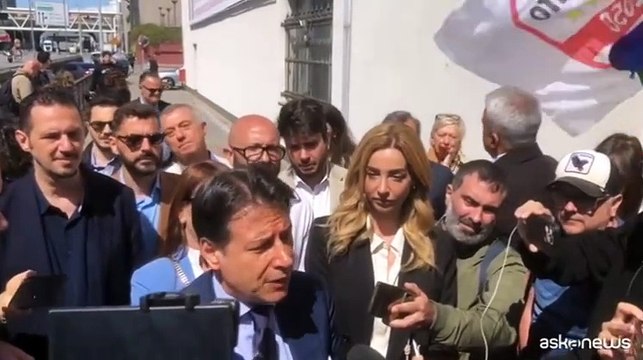 Referendum, Conte: governo si permette di dire di non votare