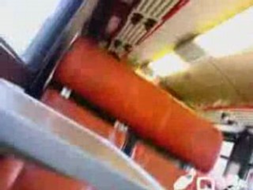 Une conductrice de train chelou ! SEXY