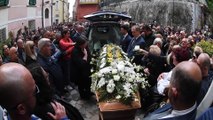 Funerale di Paolo Lambruschi il cavatore precipitato con il dumper in un ravaneto a Calan grande il 28?aprile?scorso