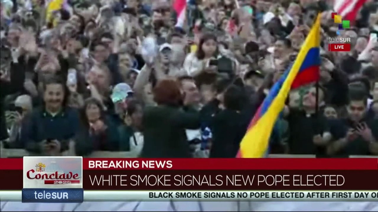 Vatican City: white smoke signals new pope elected