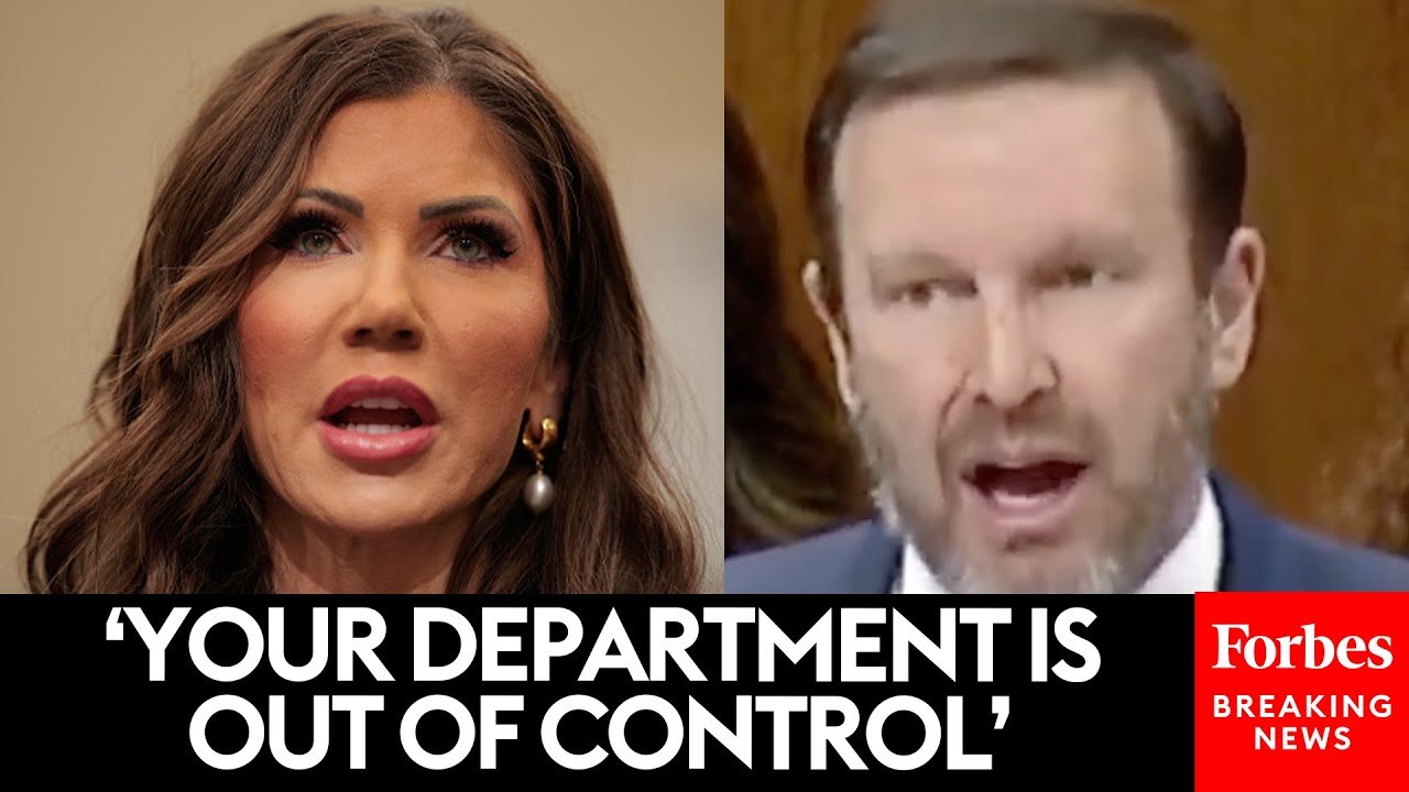 Chris Murphy Absolutely Loses It On DHS Sec. Kristi Noem Over Libya Deportation Plans