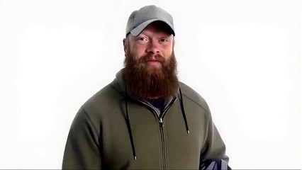 Homem 'volta do além' por meio de IA e perdoa assassino que o matou