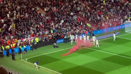 Goal and full time celebrations as Sheffield United close in on play-off semi-final success