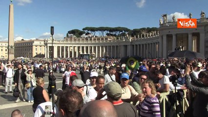 Conclave, da Malta alla Bulgaria, dall'India a Cuba, le bandiere sventolate in Piazza San Pietro