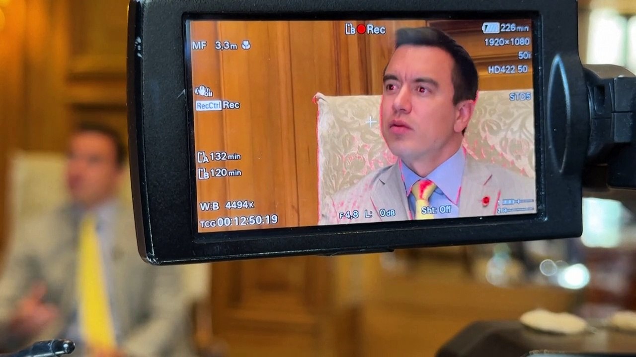 "Estamos abiertos a dialogar con México" pero con condiciones, dice el presidente de Ecuador