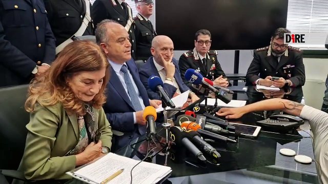 Napoli - CAMORRA. MINORI ARMATI SI AFFRONTANO, GRATTERI: NON CHIAMIAMOLA PARANZA (08.05.25)