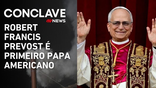 Papa Leão XIV menciona Francisco e pede paz em primeiro discurso como líder da Igreja Católica