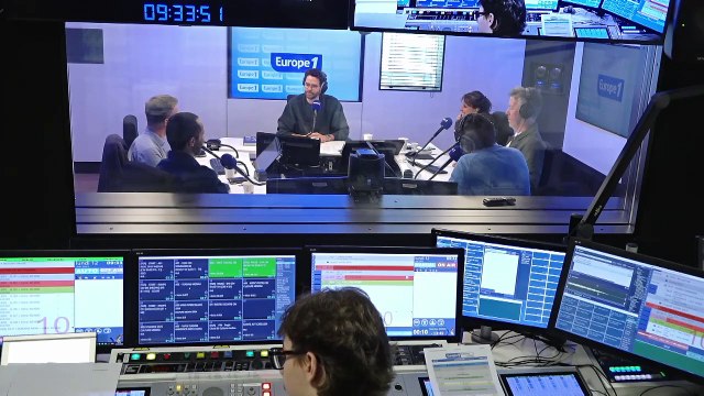 Jean-Luc Lemoine : «Qu’il n'ait pas de dents, ça passe, mais pas de cheveux, non !»