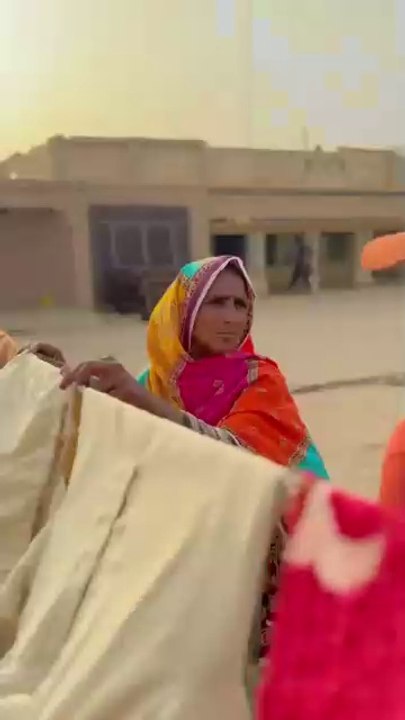 Amma watch CHOTI he