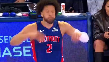 Knicks melaju pesat di kuartal keempat secara tak terduga untuk memenangkan Game 1 yang menegangkan atas Pistons 123-112