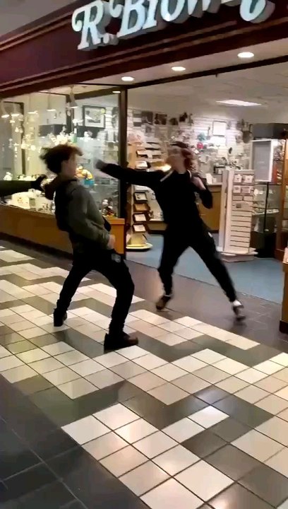 the green shirt dude that beat up the black clothes dude is my bff