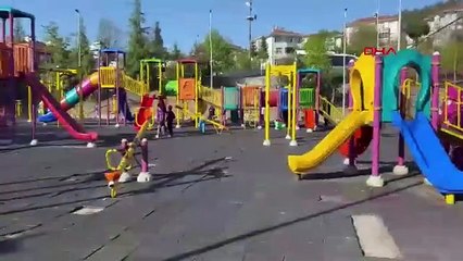 Parkta buldu, su sanıp içince hastanelik oldu