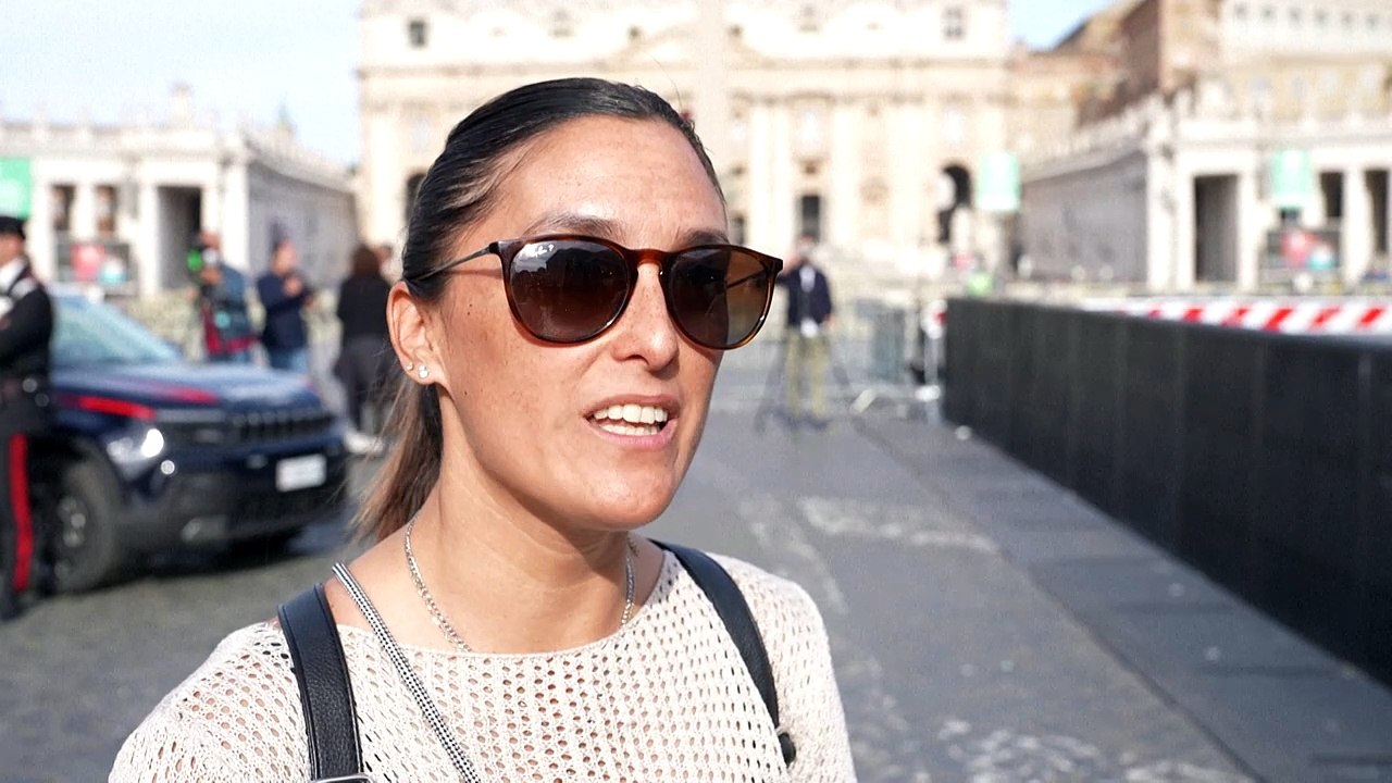 León XIV denuncia el declive de la fe en favor del "dinero" o el "poder"