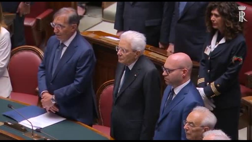 Video Mattarella alla Camera per Giorno della memoria vittime del terrorismo