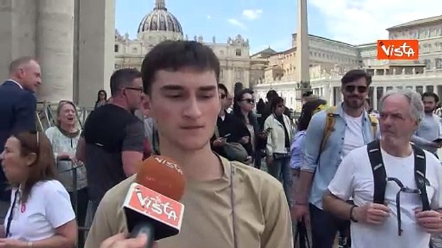 Le voci di fedeli e curiosi dopo l'elezione di Papa Leone XIV: Speriamo porti speranza per la pace