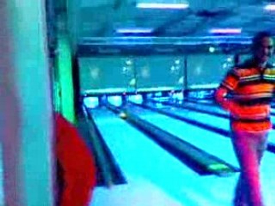 bowling foot