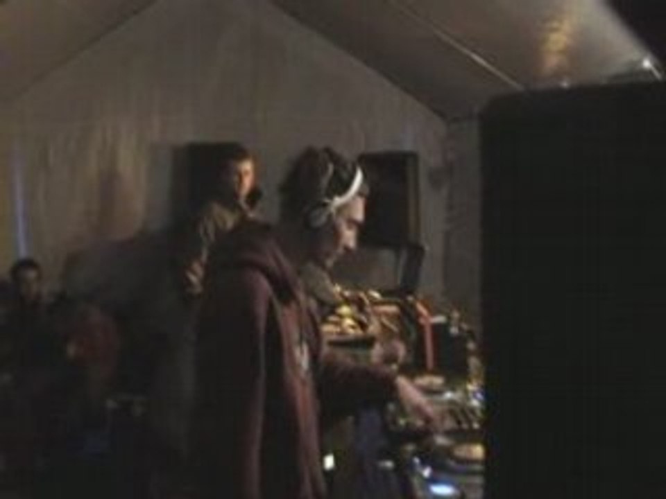 Konectik tekos crucey 2008