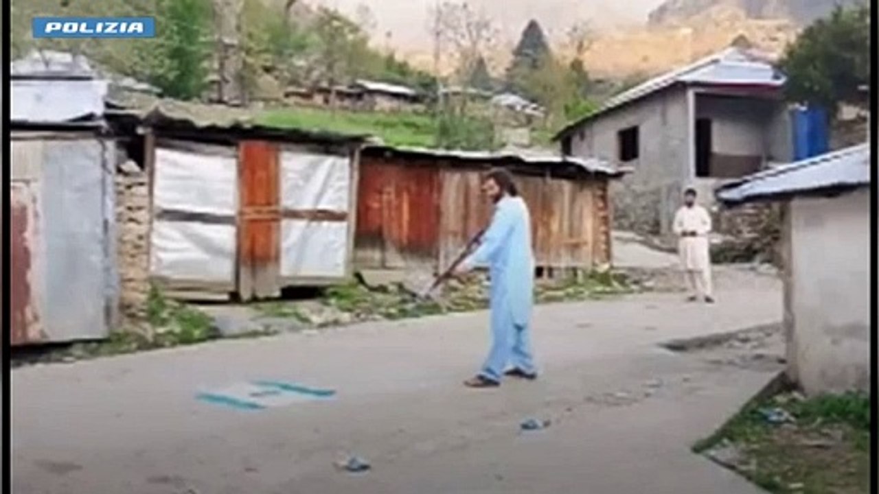 Immagini dell'arresto dei due soggetti accusati di terrorismo a Palermo