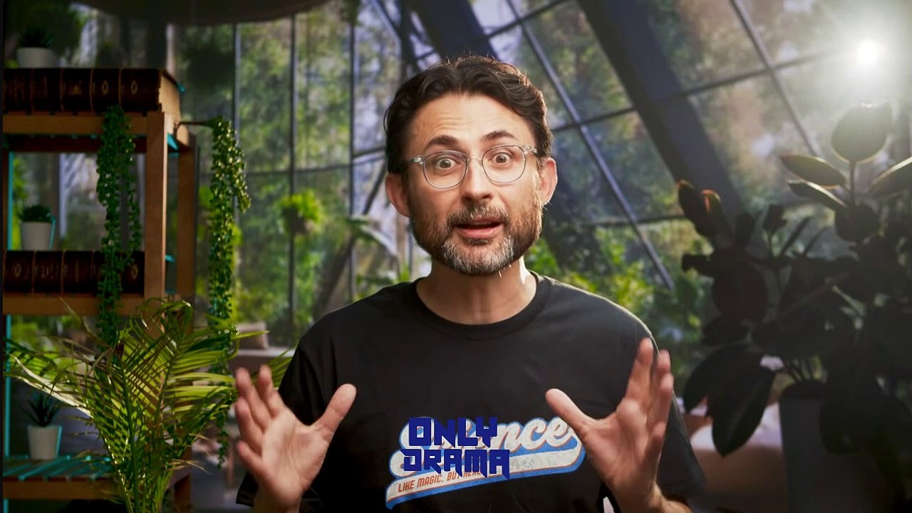 Barış Özcan:   "Kendi yarattığımız felaketlerle uğraştığımız bir dünyada yaşıyoruz. Her gün. Çatışmalarda, savaşlarda, işgallerde birbirimizin hayatını bile isteye, göstere göstere mahvettiğimiz bir dünyada."