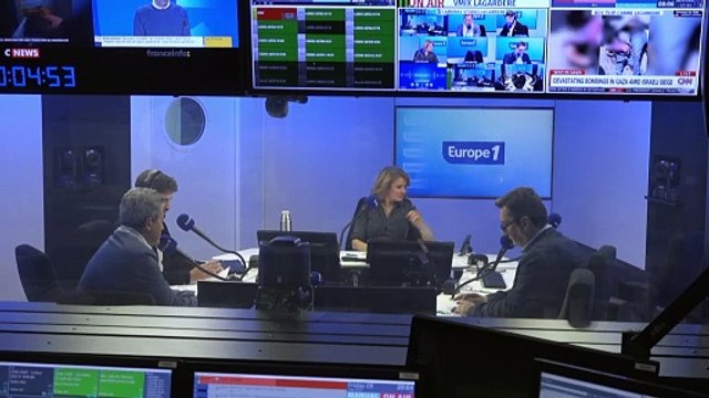 «Il tape dans l'essentiel» : autour de Notre-Dame, les fidèles français séduits par les premiers pas du pape Léon XIV