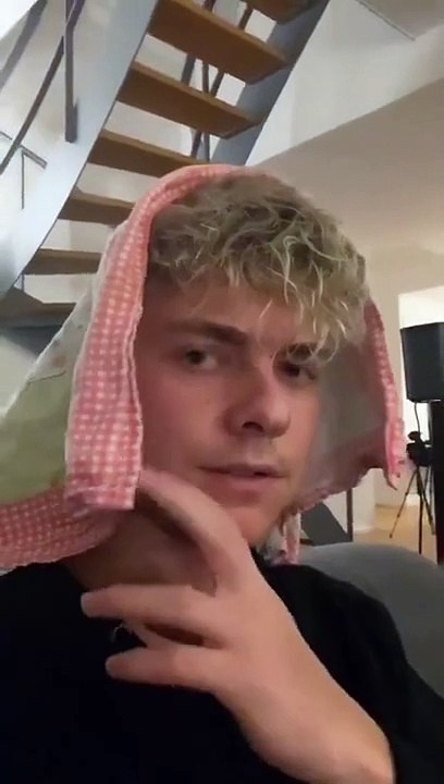 Heirate ihn wenn er so ist 😍   Jonas Ems #Shorts