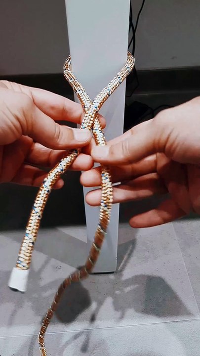Knot tying tricks everyone should know | Magic Knots