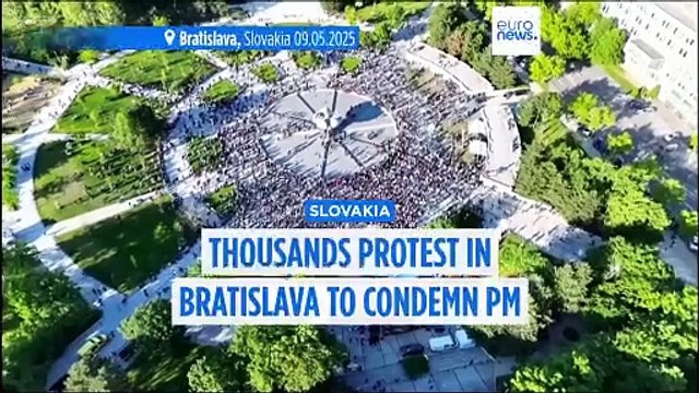 Slovak protesters condemn PM Robert Fico's Moscow visit to meet Russian President Vladimir Putin