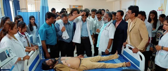 Manada Kadalu (2025) Official Trailer – A Heartfelt Coming-of-Age Love Story 💖