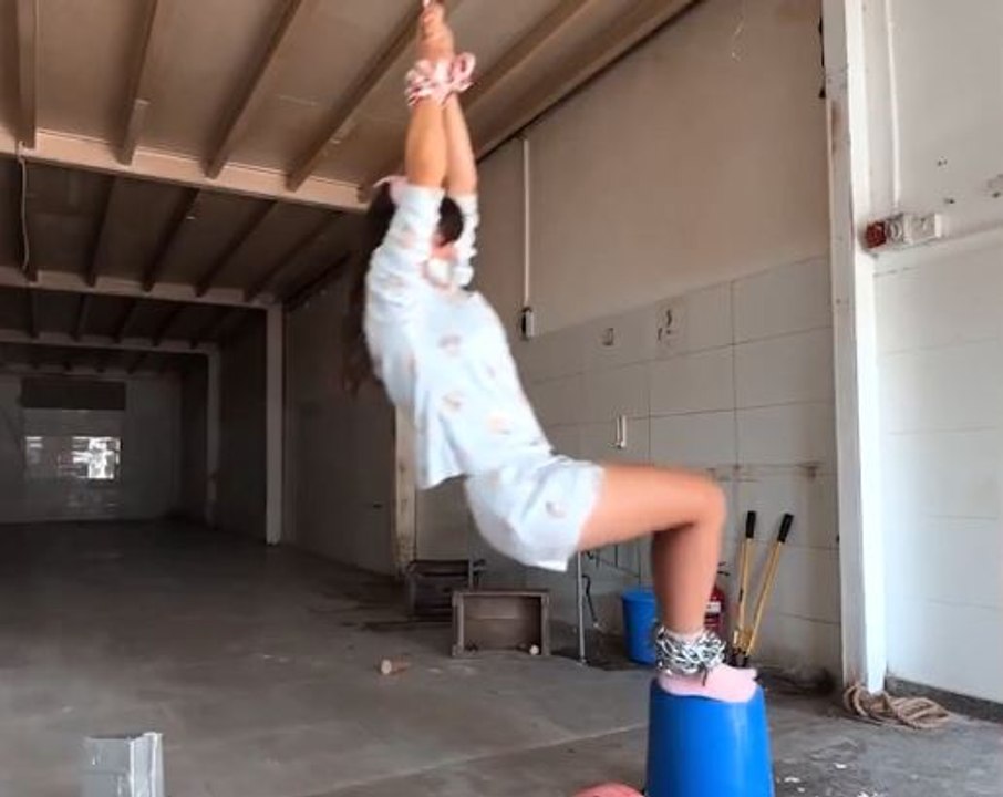 Think Fast, Move Faster! Escaping Danger Like a Pro!