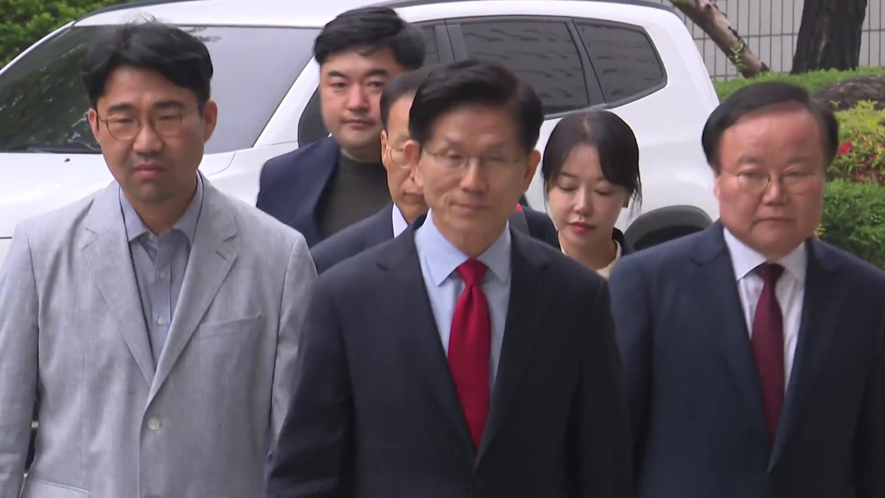 법원 '효력정지 가처분' 심문 종료...김문수 직접 출석 / YTN