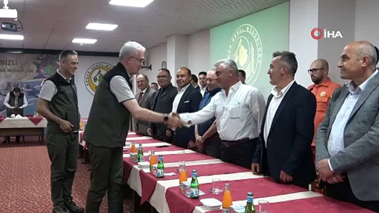 Orman Genel Müdürü Karacabey, Denizli’de orman yangınlarını önlemede gayret gösteren muhtarlarla bir araya geldi