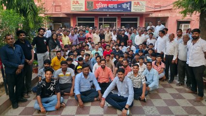 युवाओं में दिखा जोश: रक्तदान पंजीकरण के लिए थाने में पहुंचे सैकड़ों युवा, पाकिस्तान मुर्दाबाद के लगाए नारे