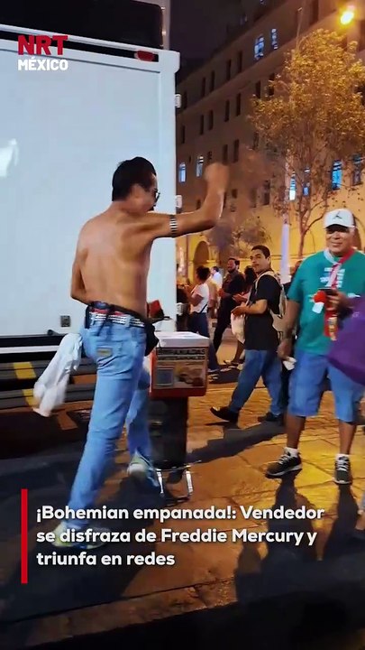 Un vendedor de empanadas ha conquistado las redes sociales gracias a su original y divertida estrategia para aumentar sus ventas: ¡se disfraza de Freddie Mercury y ofrece un pequeño espectáculo