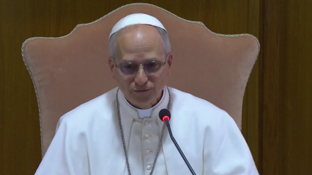 레오 14세 교황 "저는 겸손한 종...프란치스코 교황 유산 이어가야" / YTN