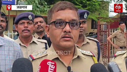 जळगाव रेल्वे स्थानक परिसरात संशयास्पद कारमुळं खळबळ; बॉम्ब स्कॉडने दार उघडला अन्...