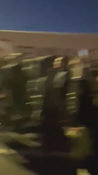 Aficionados del Sevilla intentan colarse en las instalaciones tras la derrota ante el Celta