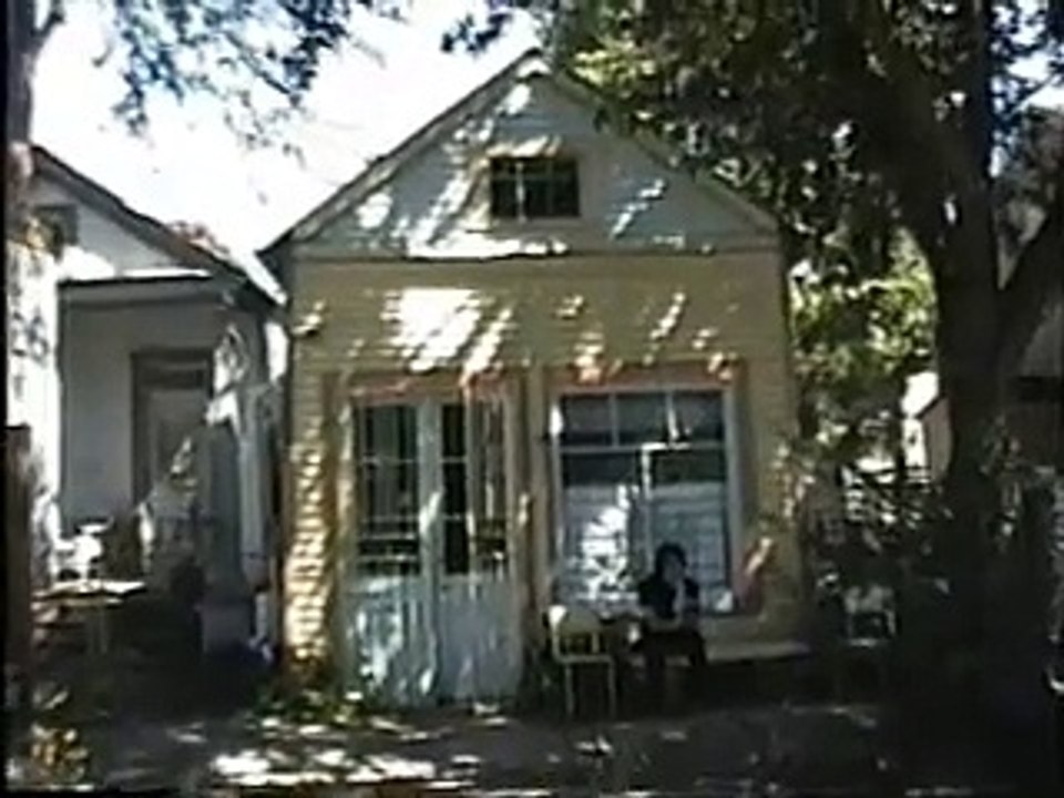 helenpaulshouse2001_512kb