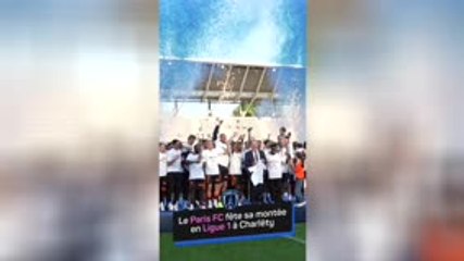 Le Paris FC fête sa montée en Ligue 1 à Charléty
