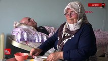 Kayseri'de 16 yıldır yatağa bağımlı oğluna bakıyor