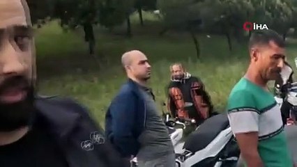 Esenyurt'ta motosiklet kamyonete arkadan çarptı!