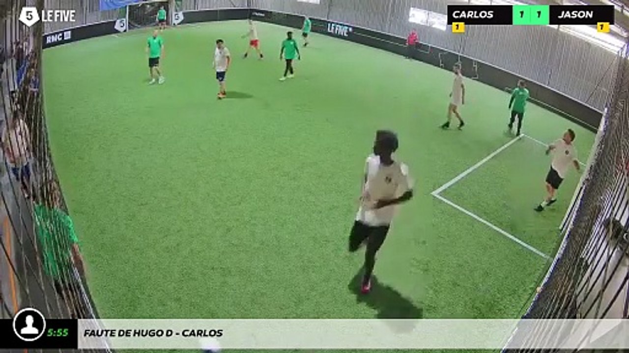 Faute de Hugo D - Carlos