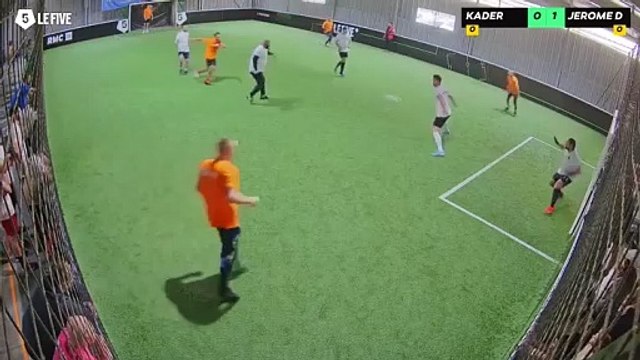 KADER - JEROME DARRAS 11/05 à 11:35 - Football Terrain 2 (LeFive Pau)