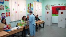 Les Albanais votent pour des législatives test sur le chemin de l'UE