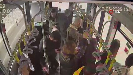Bir kişinin öldüğü, 57 kişinin de yaralandığı Metrobüs kazasının yeni görüntüleri ortaya çıktı