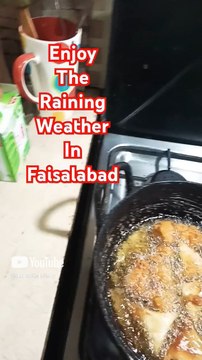 We enjoy rainy weather in Punjab, Faisalabad. I made some tea and snacks and enjoy with family. With family every occasion becomes super and memorable.