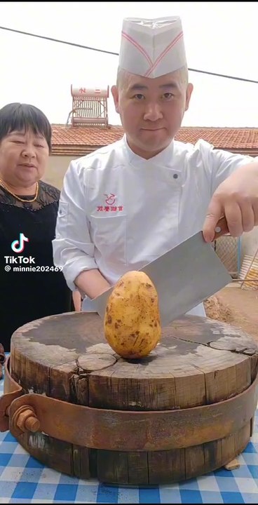 mango cutting