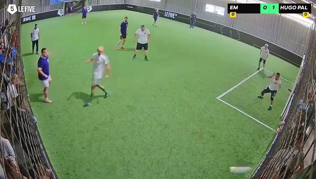 EM - HUGO PALAIS 11/05 à 14:46 - Football Terrain 2 (LeFive Pau)